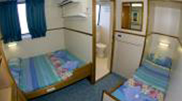 Scuba Dive Cairns Mike Ball Liveaboard Premium Cabin.